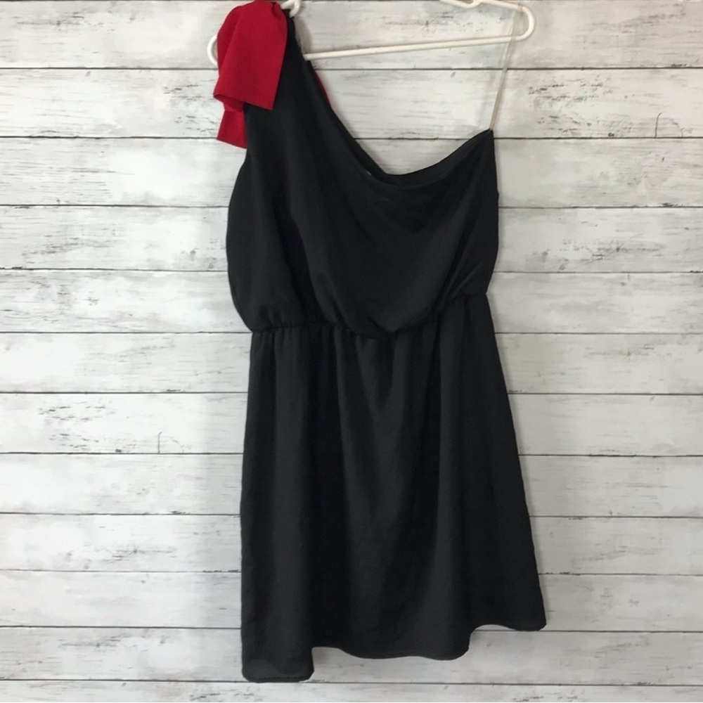 Newbury Kustom Black Dress with Red Accent UGA game day - Picture 2 of 5